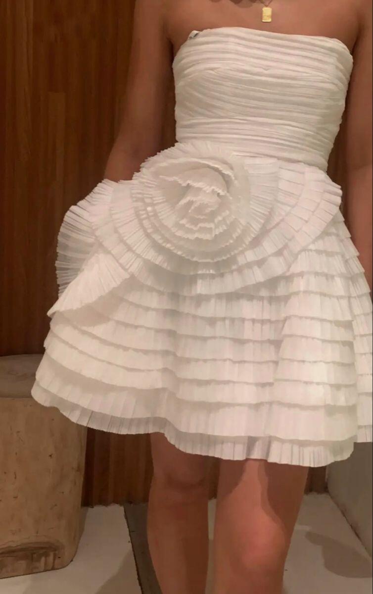 Unique Strapless Tulle Pleated Short Party Dress White Short Graduation Homecoming Dress D4504