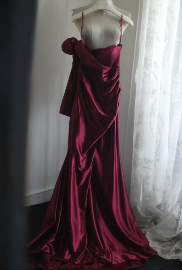 Vintage Burgundy One Shoulder Satin Pleated Long Wedding Guest Dress Formal Slit Party Dress D2325