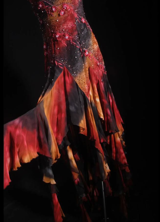 Vintage Embroidered Floral Chiffon Ruffle Mermaid Evening Dress Strapless Long Party Dress D2260