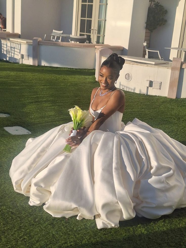 Elegant White Spaghetti Straps Satin Ball Gown Long Wedding Dress D1274