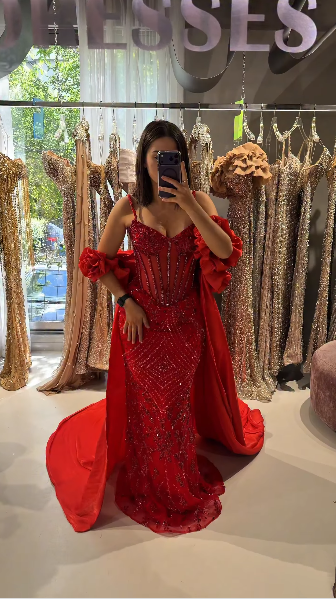 Gorgeous Spaghetti Straps Tulle Beaded Mermaid Long Party Dress Red Long Birthday Evening Gowns D5243