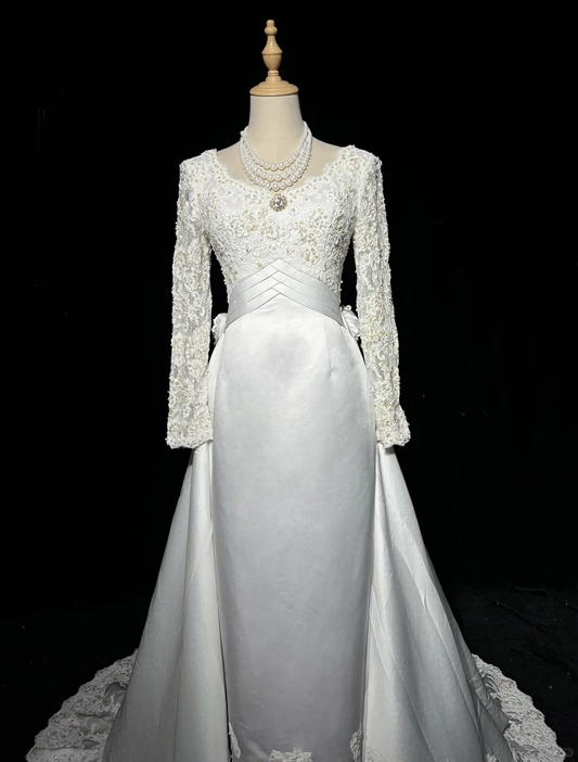 Elegant White Satin Appliques Beaded Long Wedding Dress D2834