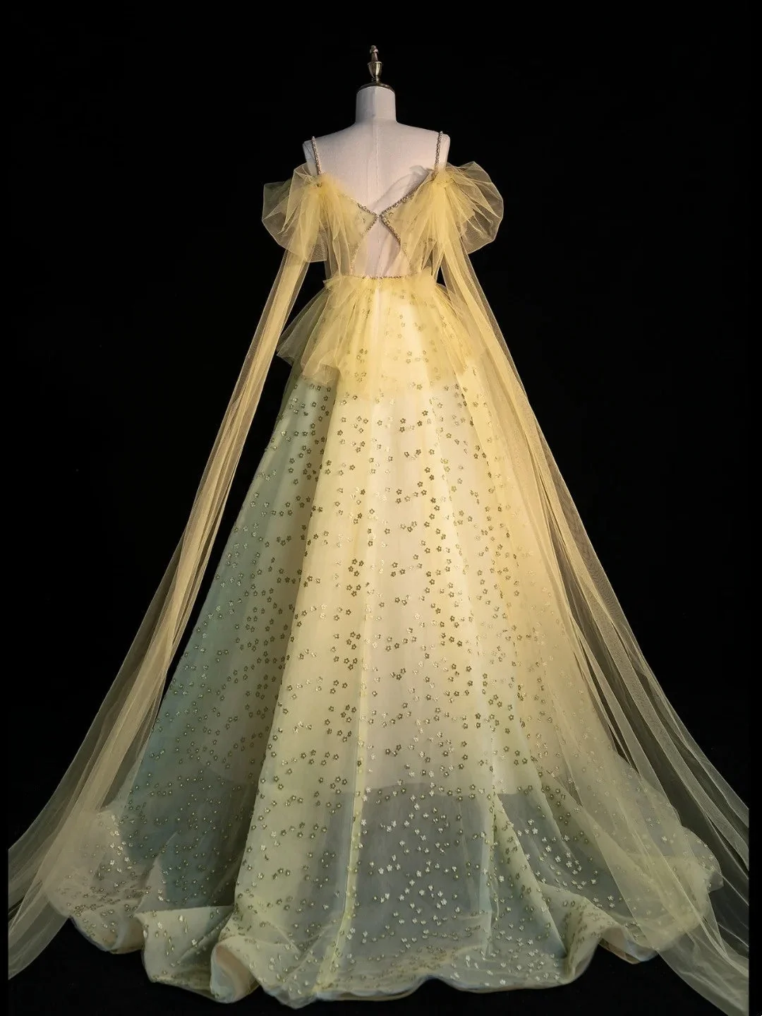 Gorgeous Ball Gown Spaghetti Strap Yellow Tulle Long Prom Dress Evening Gown D4528