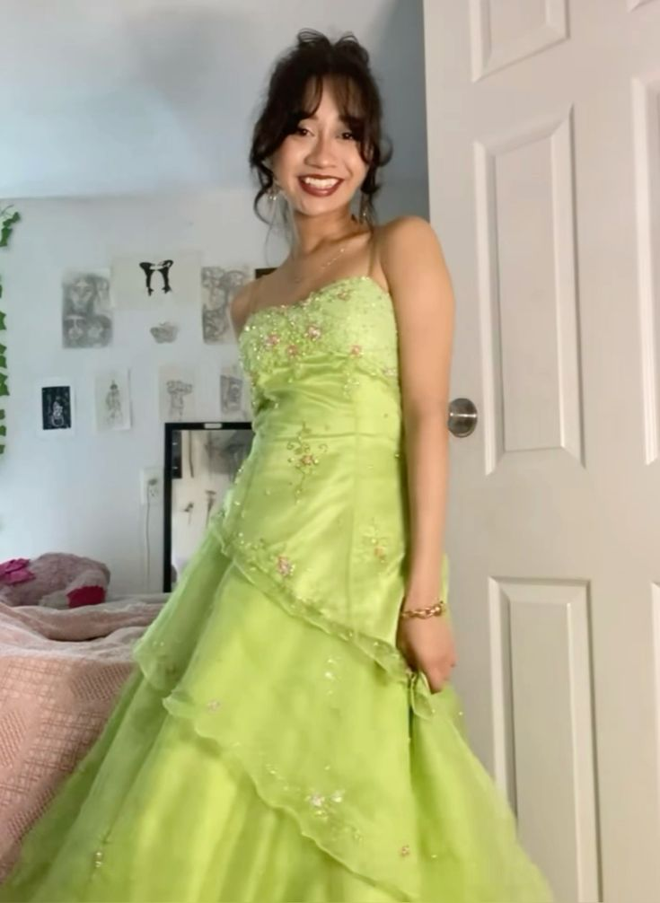 Charming Strapless Lime Green Tulle Beaded Layered Long Party Dress Birthday Prom Gown D1537