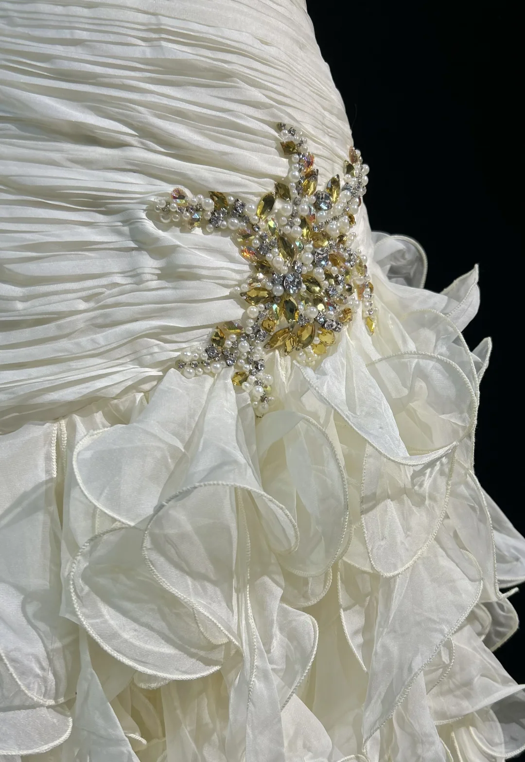 Elegant Strapless Off White Chiffon Pleated Ruffles Mermaid Evening Dress Long Prom Dress D3122