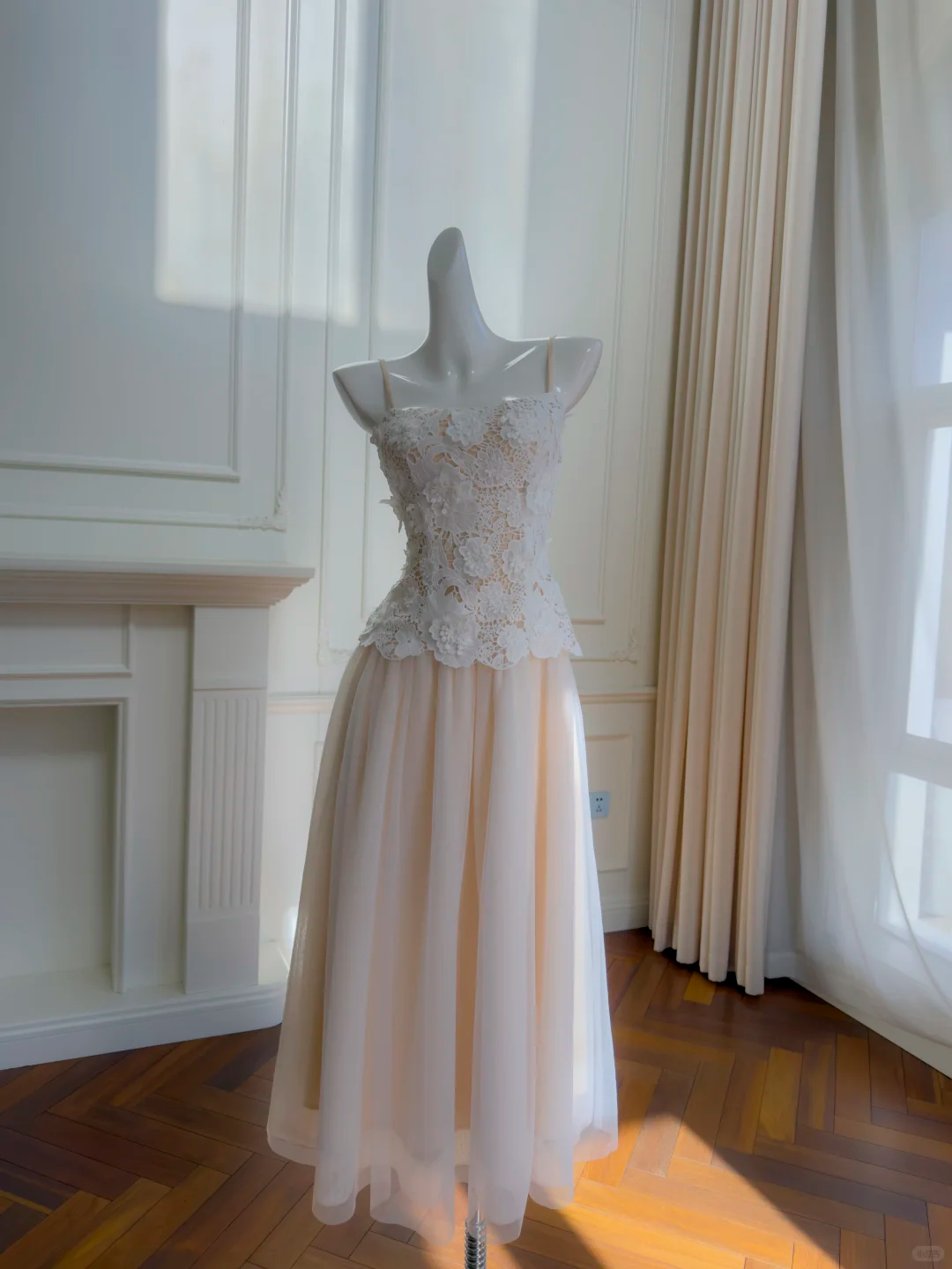 Elegant Tulle Lace Appliques A Line Long Wedding Guest Dress Nude Apricot Evening Dress D2992