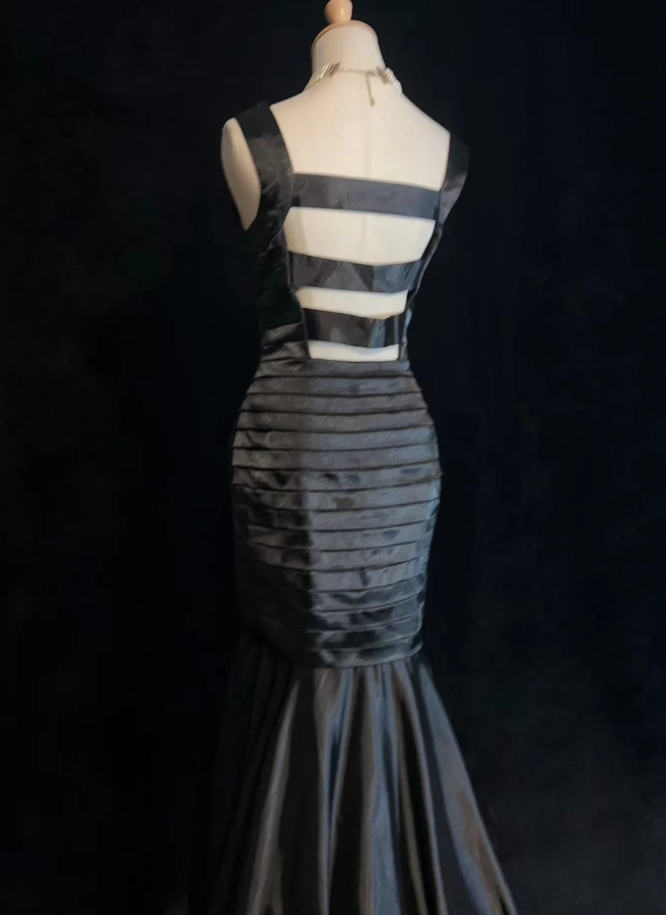 Fashion Black Satin Pleated Mermaid Long Evening Dress Wedding Guest Dress D2061