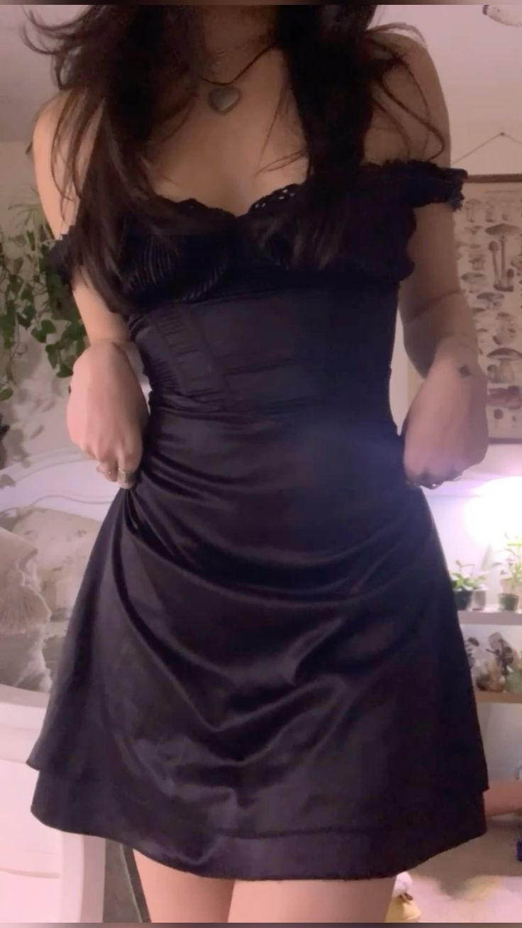 Fashion Off The Shoulder Satin Short 15th Birthday Outfits,Black A Line Mini Homecoming Dress D3982