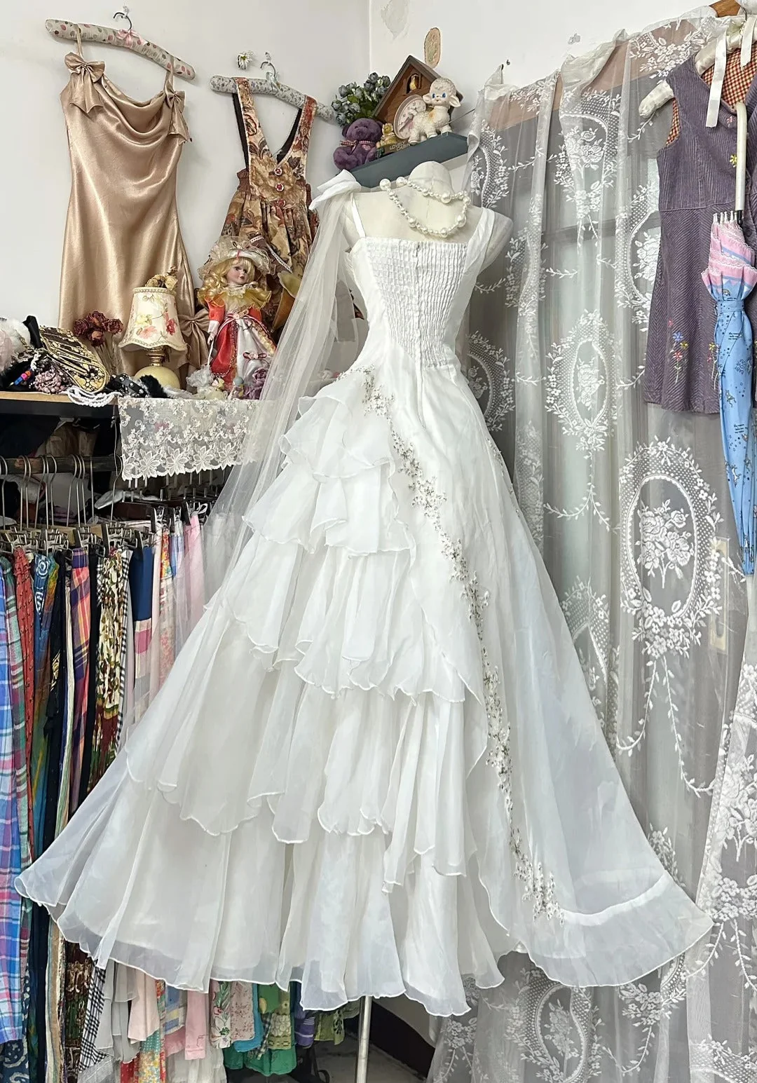 Vintage White Satin Pleated Tulle Layered Tiered Long Prom Dresses Trending Mermaid Evening Gowns D4832