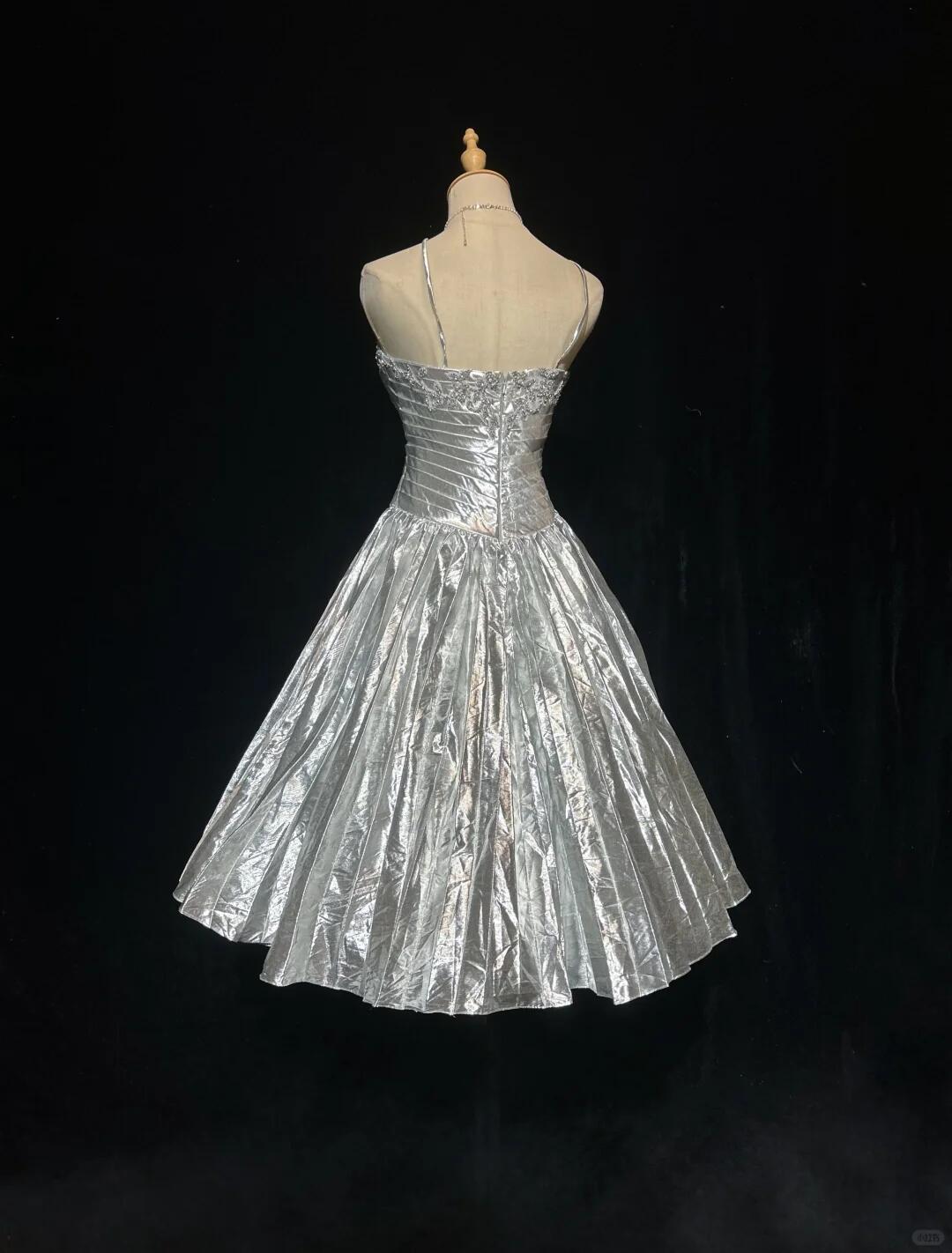 Stylish Spaghetti Straps Silver Satin Pleated Beaded A Line Short Birthday Dress Homecoming Dress D3385
