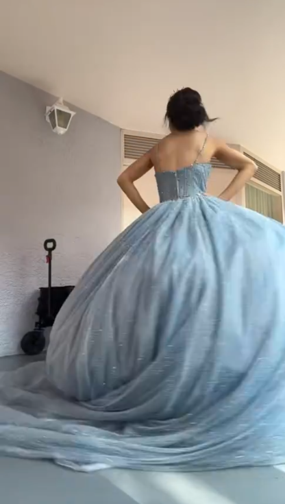 Shiny Spaghetti Straps Blue Tulle Sequin Beaded Formal Quinceanera Dress Sweet 16 Dress D1052