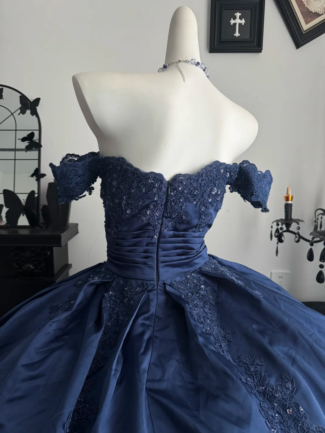 Vintage Off The Shoulder Quinceanera Dress,Navy Blue Satin Appliques Sweet 16 Dress D3705