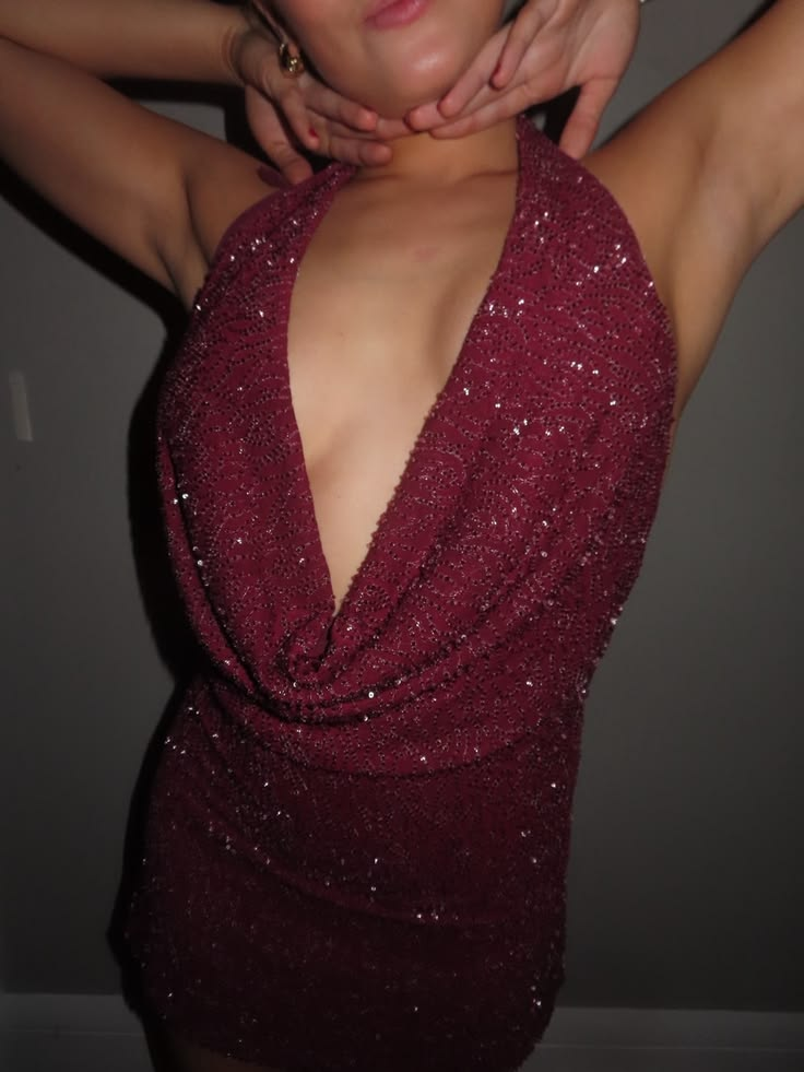 Sexy Burgundy Halter Deep V Bodycon Mini Cocktail Dress Short 6th Grade Homecoming Dress D3167