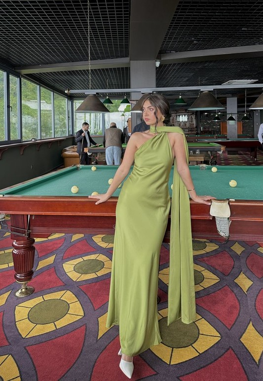 Elegant Green Halter Satin Long Wedding Guest Dress Backless Formal Evening Dress D1839