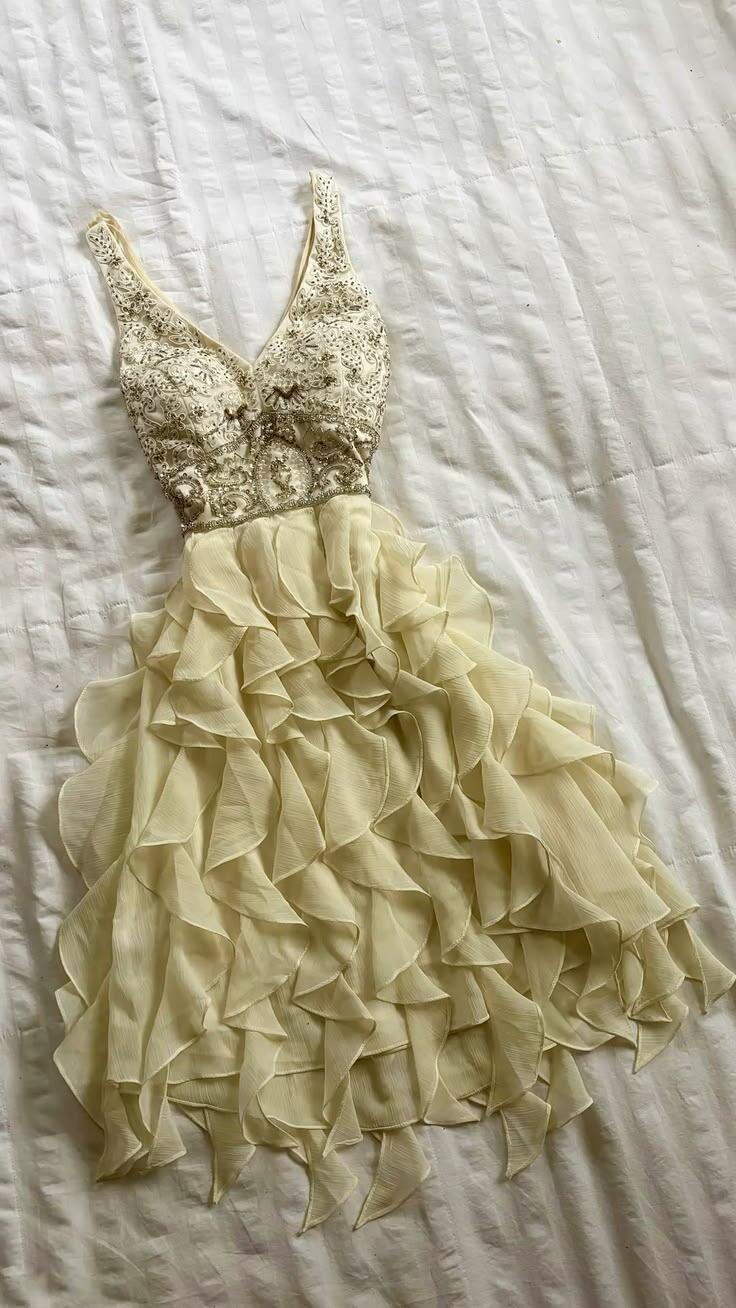 Pretty V Neck Yellow Chiffon Beaded Ruffles A Line Short Homecoming Dress Birthday Dress D4135