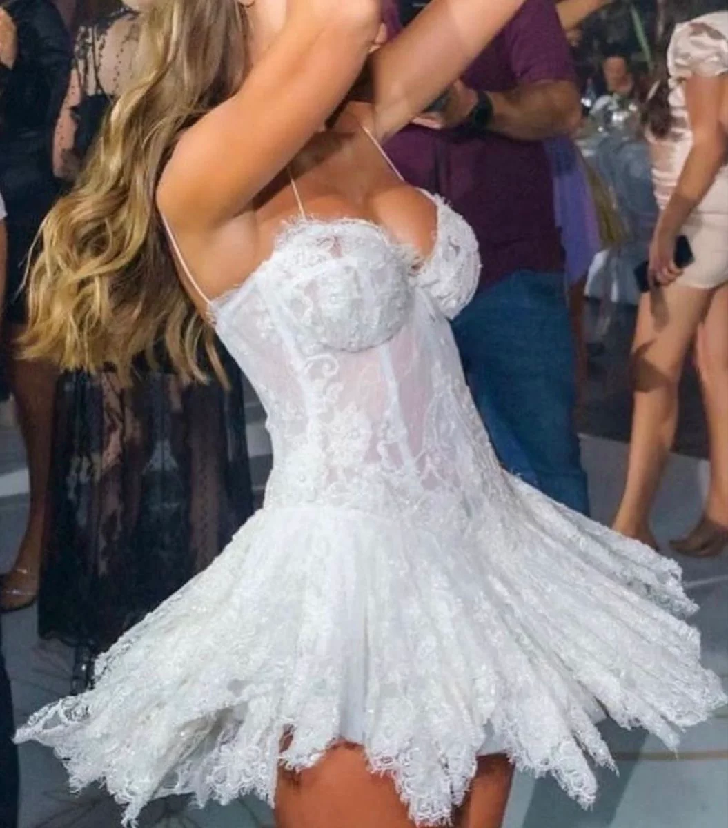 Elegant Spaghetti Straps White Lace A Line Short 15th Birthday Outfits,Formal Graduation Homecoming Dress D3158