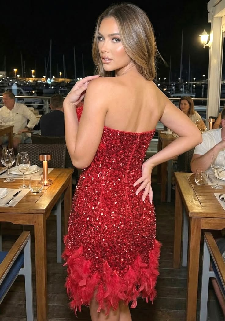 Pretty Strapless Sequin Tassel Feathers Short Party Dress Red Sheath Short Homecoming Dress D4642