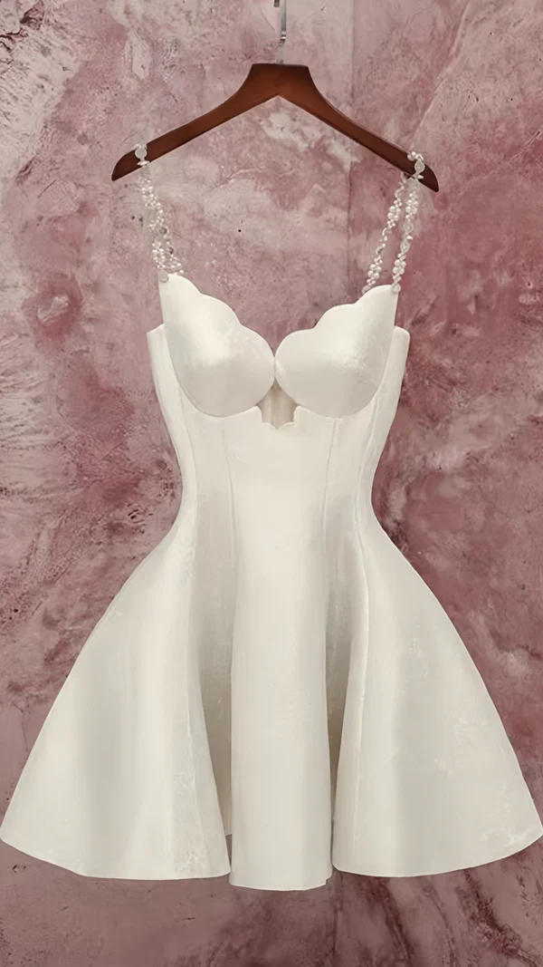Sexy White Spaghetti Straps Satin A Line Short Party Dress Formal Homecoming Dress 20th Birthday Dress D544