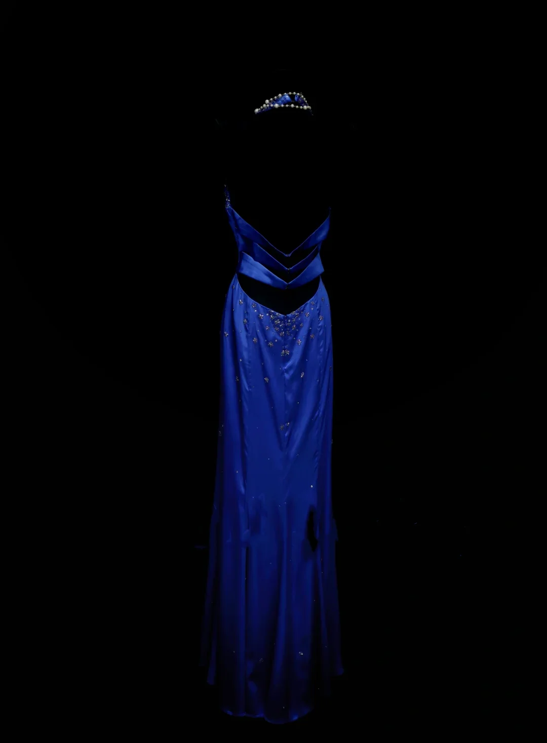 Sexy Halter Royal Blue Satin Beaded Long Evening Dresses Long Mermaid Party Dress D4512