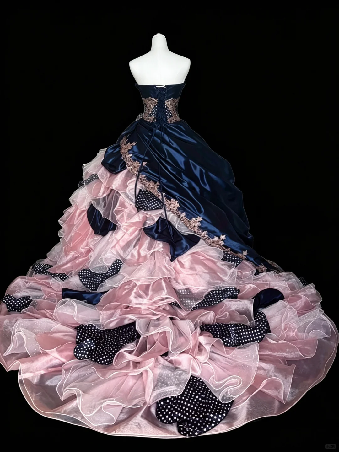 Retro Ball Gown Navy Blue Pink Satin Tulle Appliques Quinceanera Dress With Bow D5279