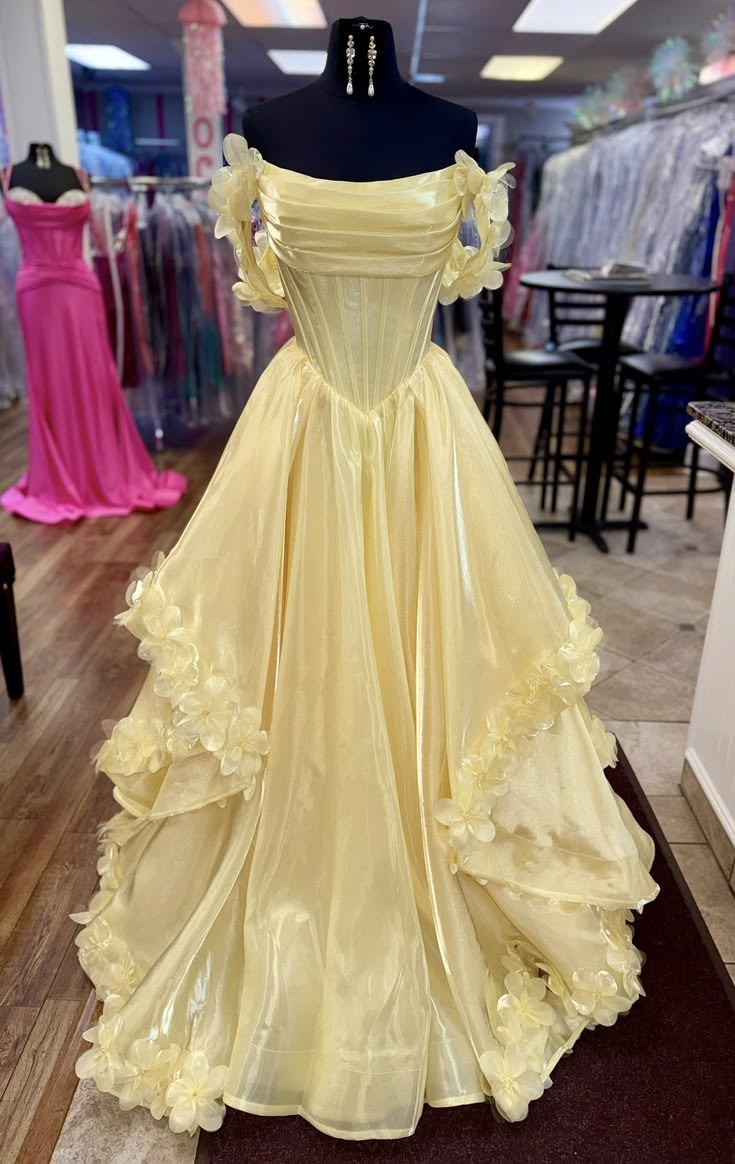 Elegant Yellow Off The Shoulder Tulle 3D Floral Long Birthday Prom Dress Evening Dress D4818