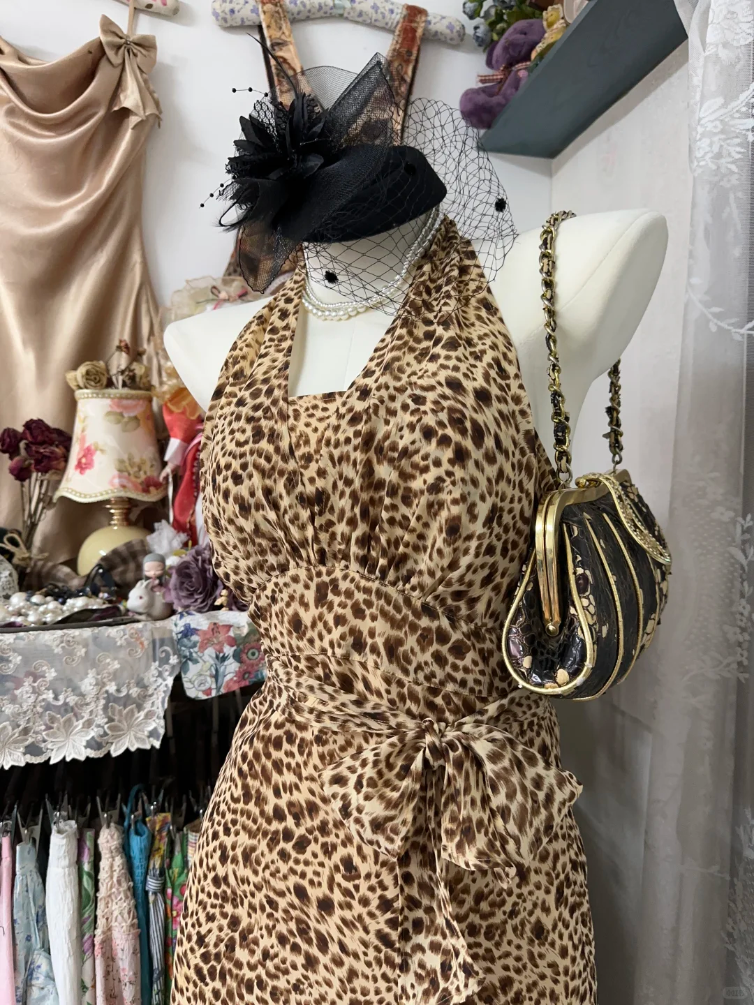 Vintage Halter V Neck Homecoming Dress Cocktail Dress S502