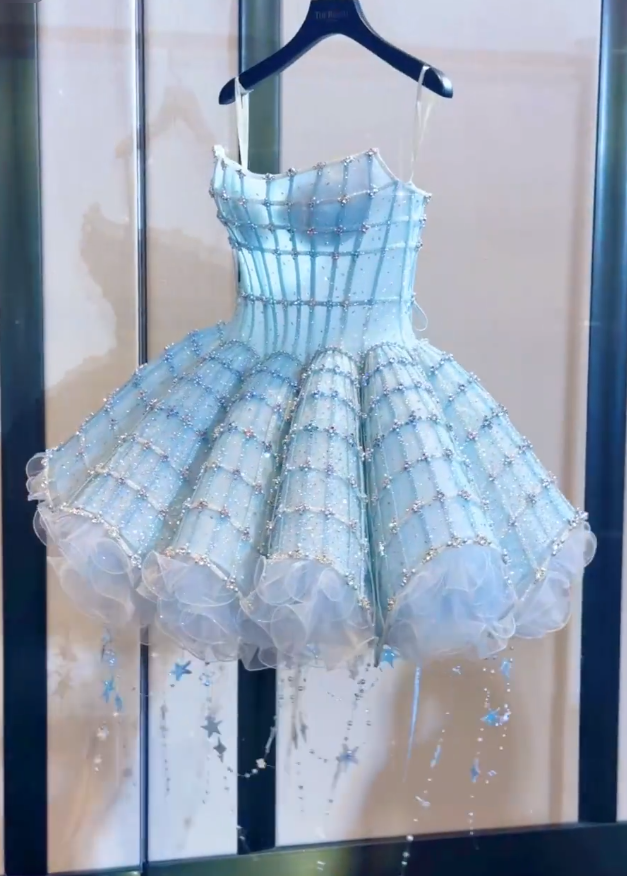 fantasy homecoming dress Fantasy Dress WonderlandByLilian