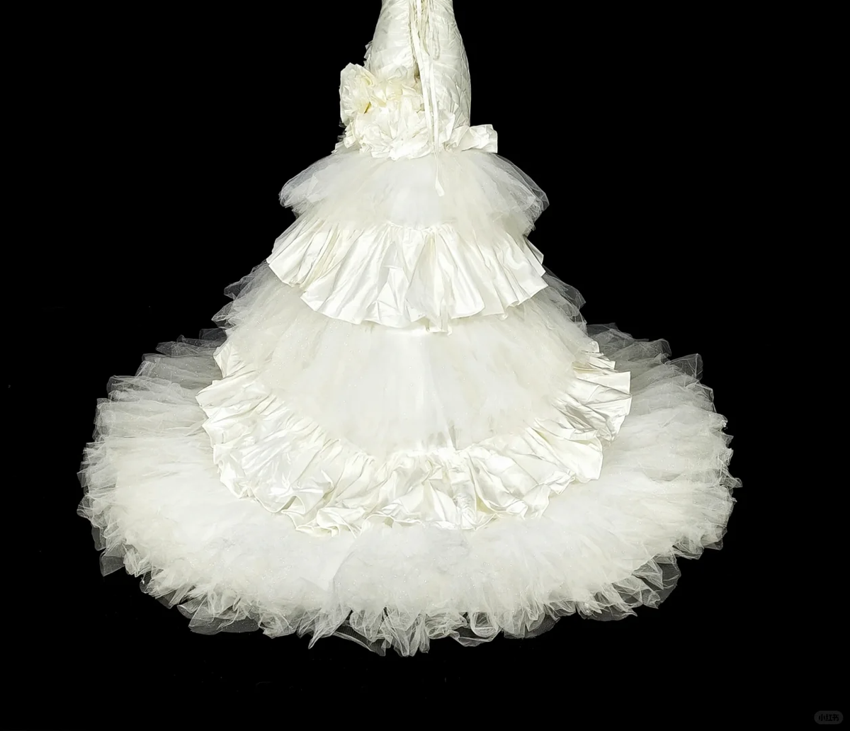 Glamorous White Satin Tulle Pleated Layered Mermaid Long Wedding Dress D5393