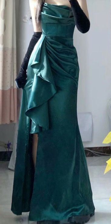 19347 Petrol Green Low Cut Satin Slit Dress
