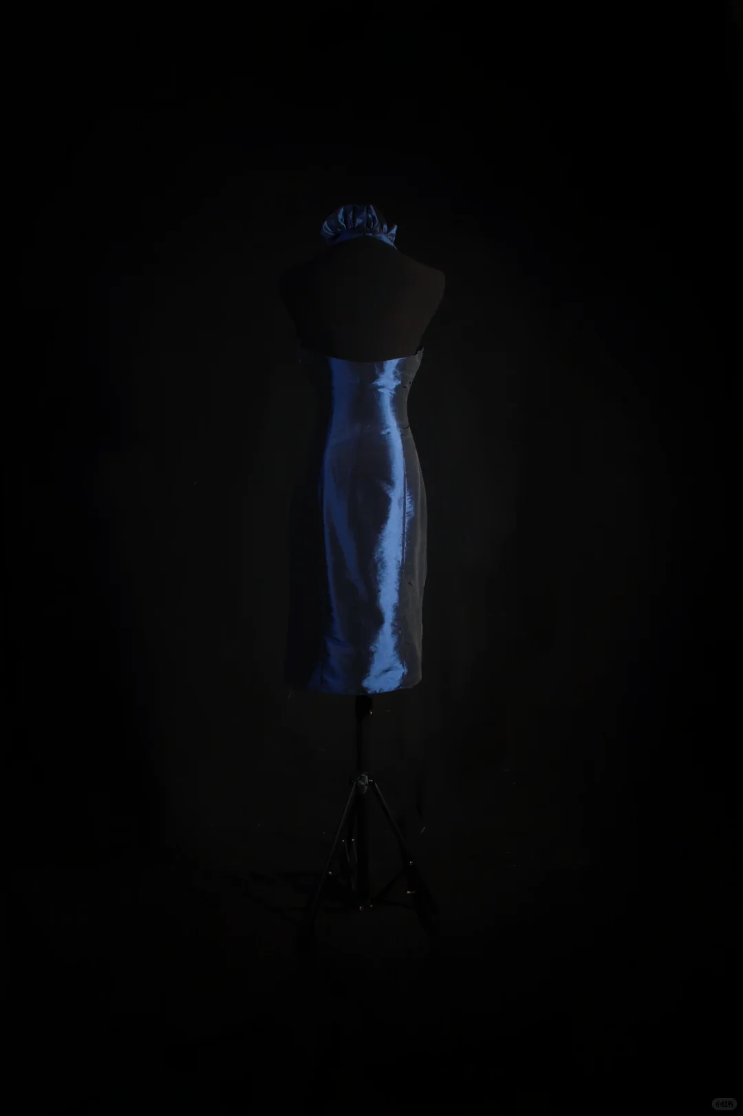 Sexy Navy Blue Satin Beaded Sheath Short Graduation Homecoming Dress,Halter Mini Birthday Dress D3297