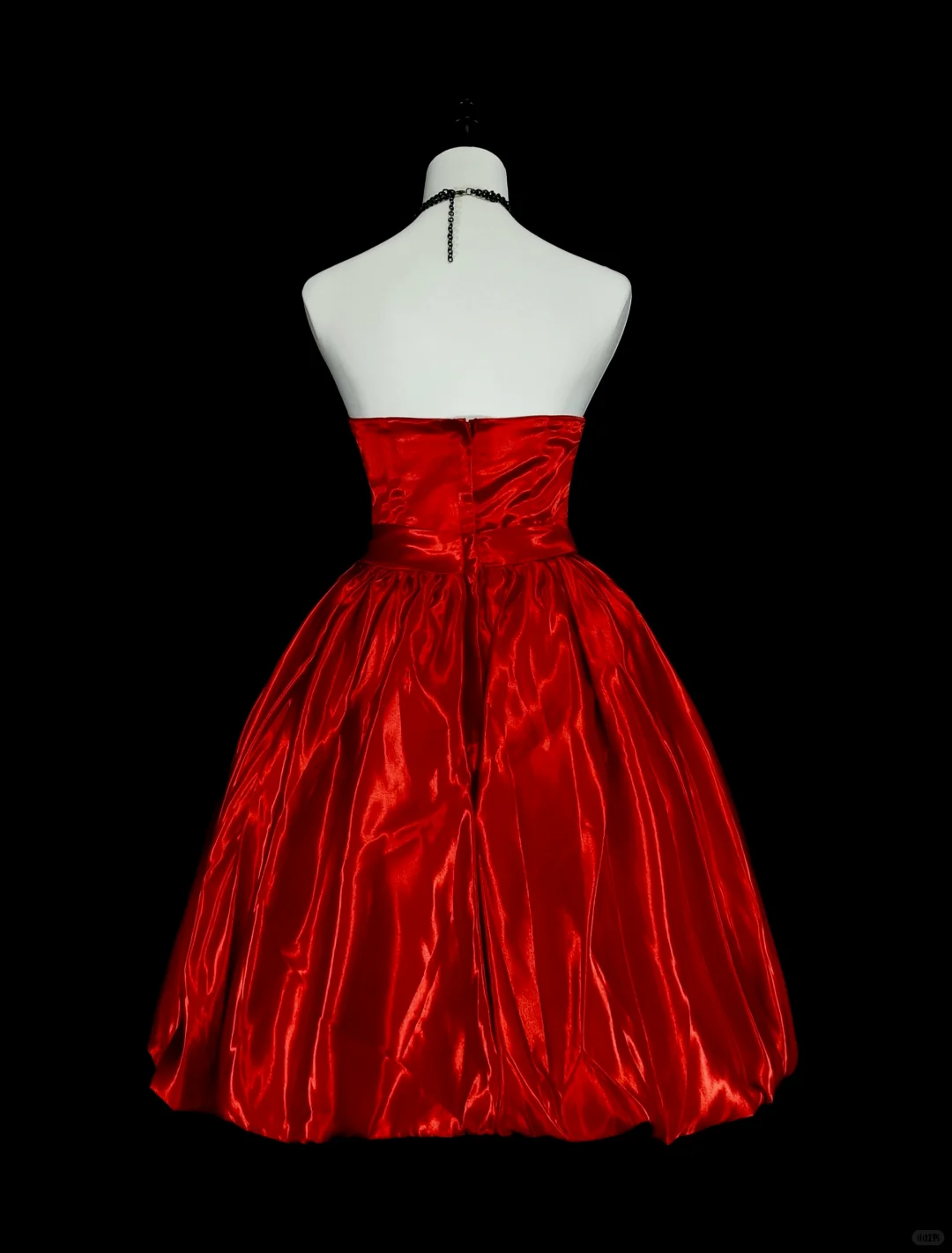 Fashion Strapless Red Satin Pleated A Line Short Homecoming Dress Birthday Outfits D4045