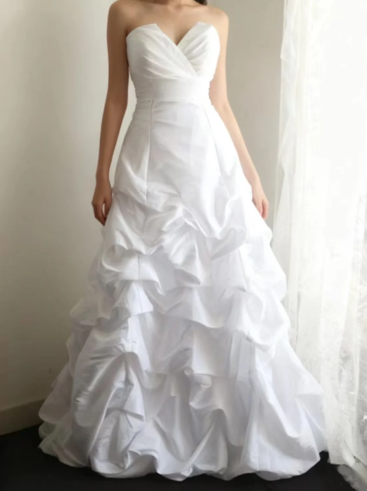 Vintage Court Princess Wedding Dress White Satin Pleated Long Bridal Dress D2317