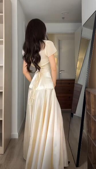 Glamorous Spaghetti Straps Light Champagne Satin A Line Party Dress Evening Dress D5322
