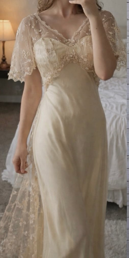 Glamorous Light Apricot Satin Lace Mermaid Long Prom Dress Party Gown D5121
