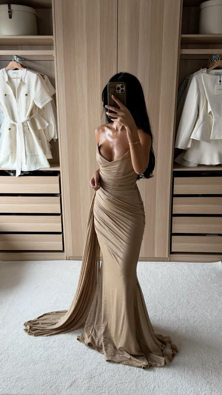 Vintage Strapless Satin Pleated Mermaid Long Evening Dress Formal Long Wedding Guest Dress D4800