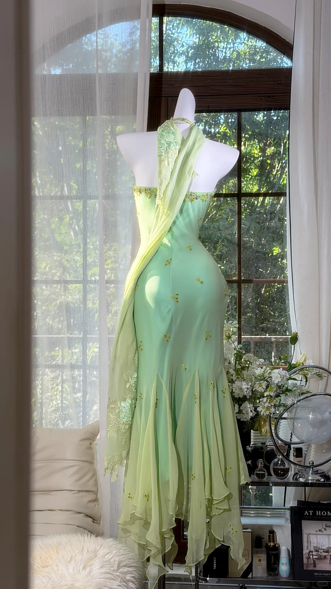Elegant Halter Light Green Chiffon Beaded Mermaid Long Party Dress Prom Gown D2934