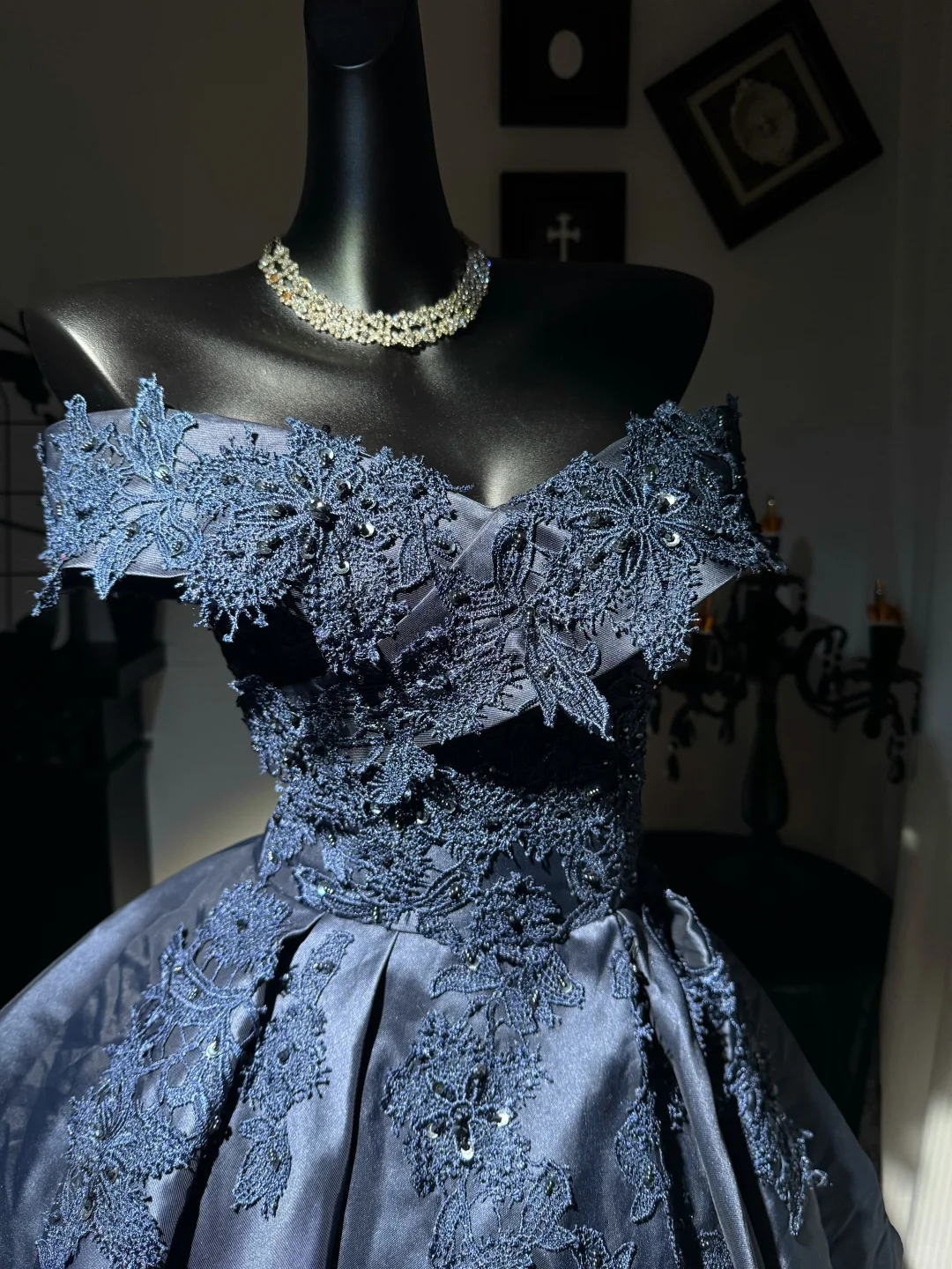 Elegant Navy Blue Off The Shoulder Satin Appliques A Line 7th Grade Homecoming Dress Short Prom Dress D3018