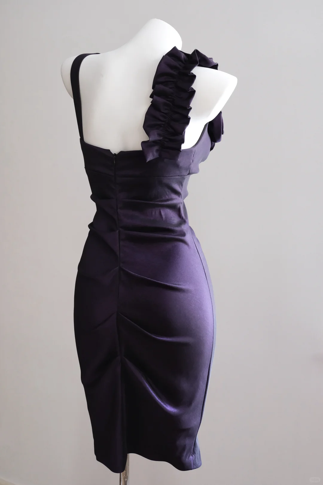 Elegant Sleeveless Satin Sheath Over-the-knee Party Dress Purple Birthday Dress D2722