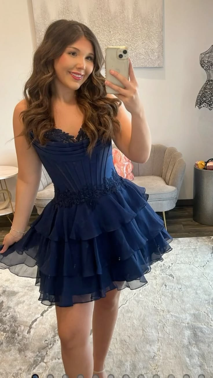 Classy Spaghetti Straps Appliques Chiffon Layered Short Party Dress Navy Blue Short Graduation Homecoming Dress D4378