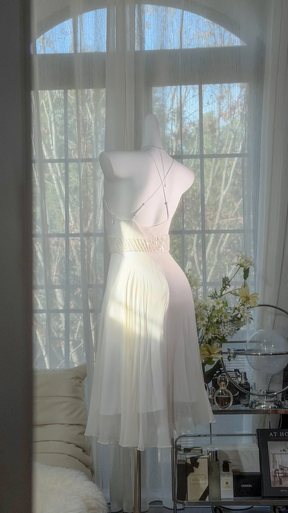 Charming White Chiffon V Neck A Line Short 8th Grade Homecoming Dress Mini Birthday Dress D2528