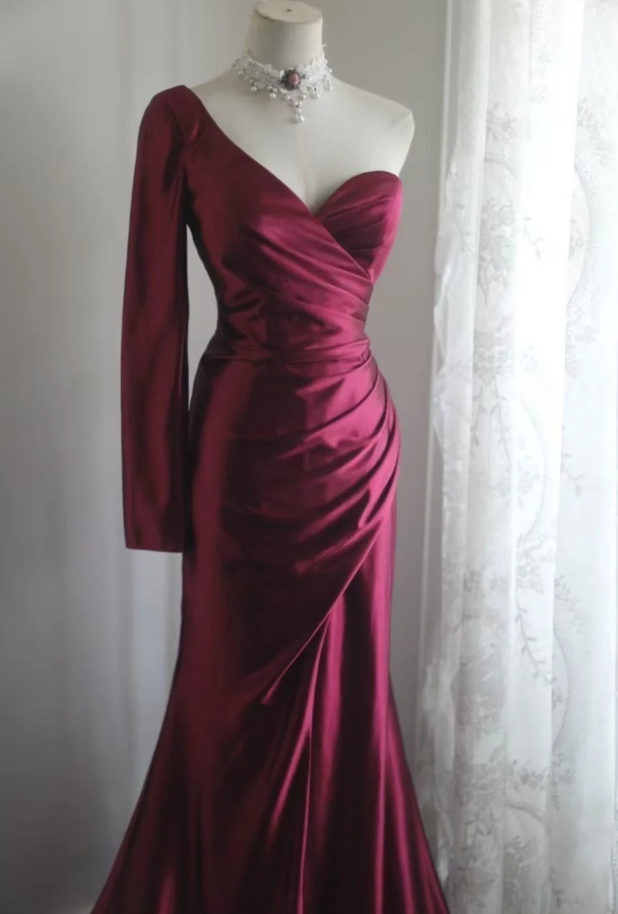 Vintage Burgundy One Shoulder Satin Pleated Long Wedding Guest Dress Formal Slit Party Dress D2325