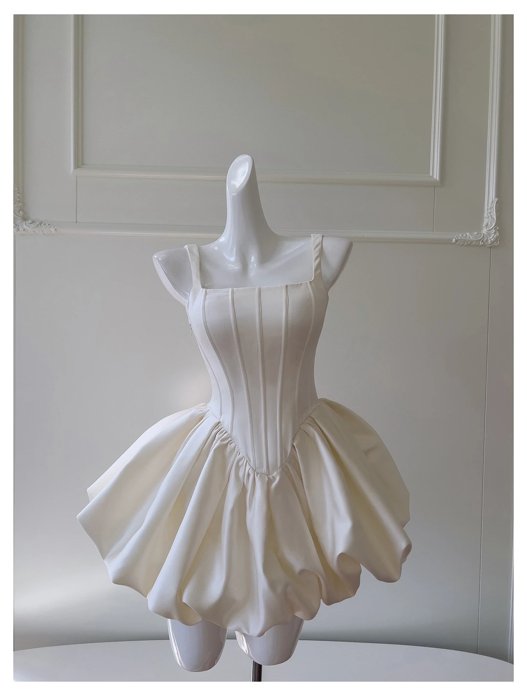 Classy White Spaghetti Straps Satin A Line Short 7th Grade Homecoming Dress Cocktail Dress D2951