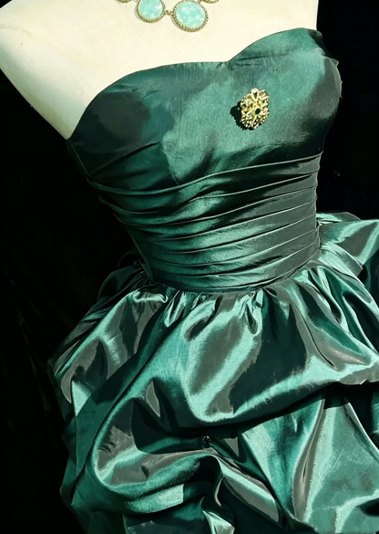 Fashion Green Satin Pleated A Line Short 18th Birthday Outfits ,Formal Homecoming Dress D3360