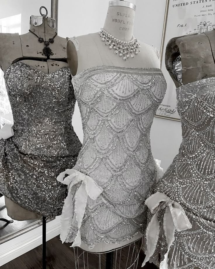 Vintage Strapless Sequin Beaded Cocktail Dress Champagne Sheath Grade Homecoming Dress Birthday Outfits S355