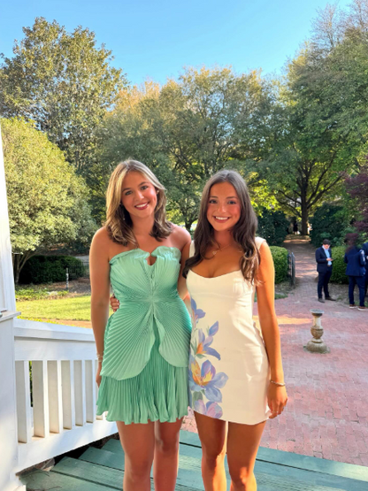 Unique Green Strapless Satin Pleated A Line Short Graduation Homecoming Dress Cocktail Dress D3501