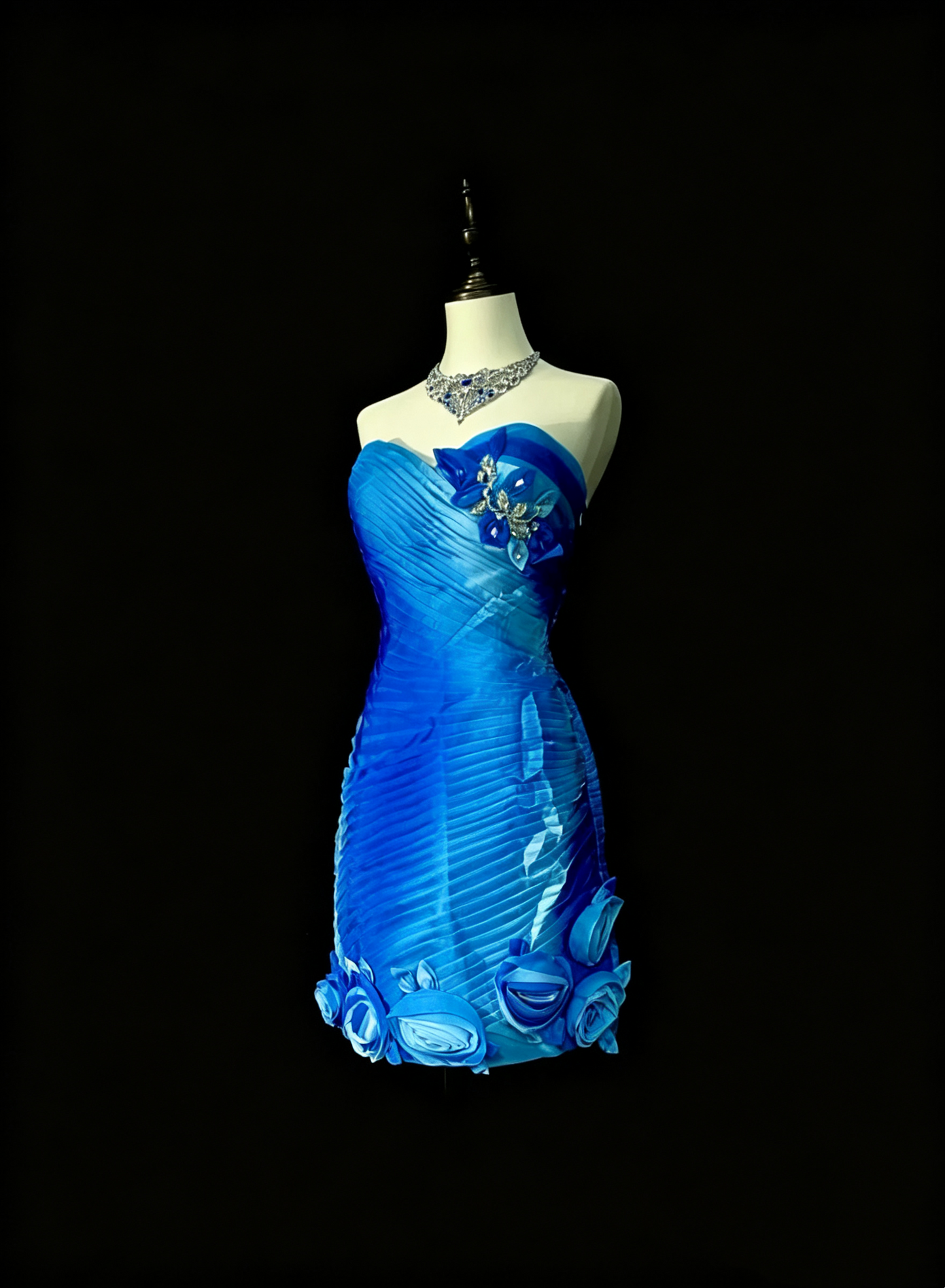 Sexy Sweetheart Neck Ombre Blue Satin Ruched Sheath Short Homecoming Dress Cocktail Dress With 3D Floral D4076