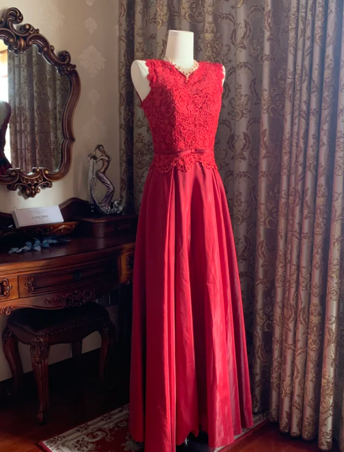Vintage Red Sleeveless Lace Satin A Line Long Paery Dress Birthday Prom Dress D1715