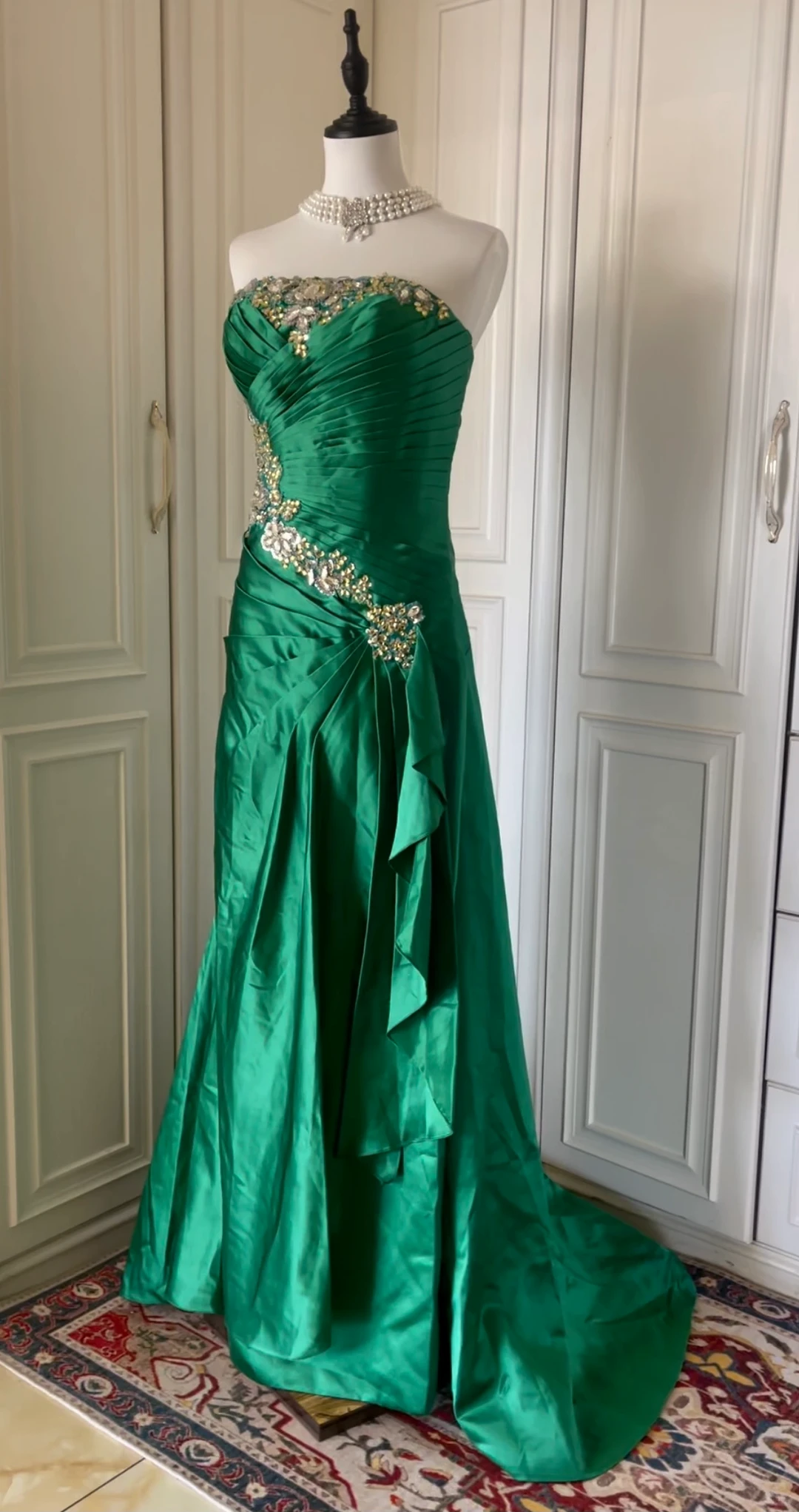 Fashion Green Strapless Satin Pleated Beaded Long Evening Dress Prom Dress D3108
