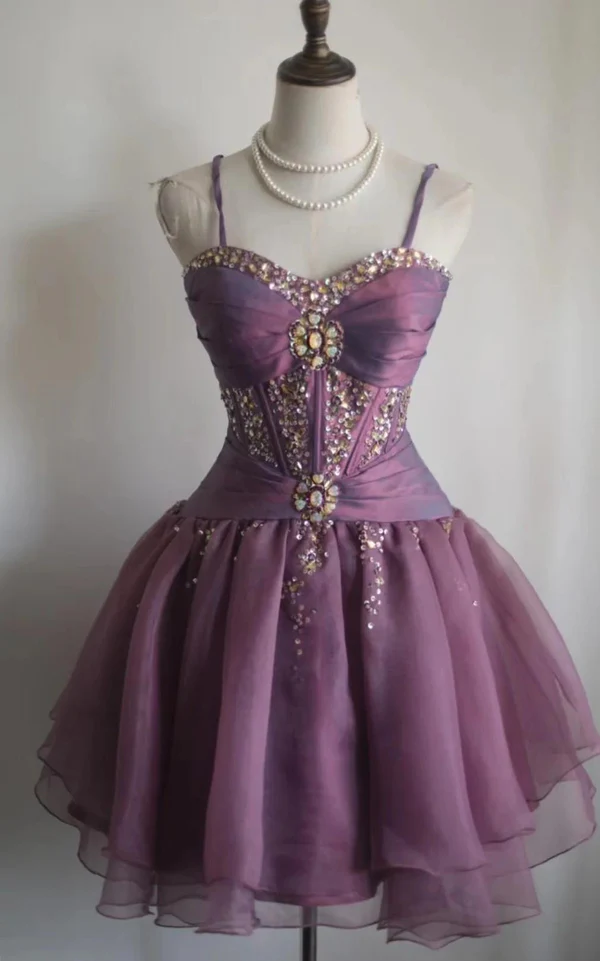 Vintage Purple Spaghetti Straps Purple Tulle Rhinestones Short Homecoming Dress A Line Cocktail Dress S442