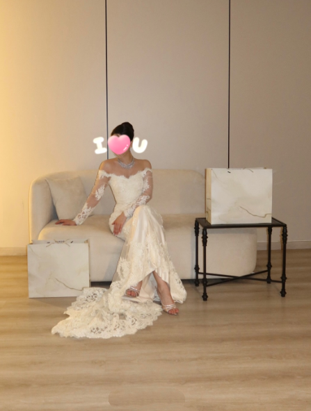 Elegant Off The Shoulder White Satin Lace Mermaid Long Wedding Dress D4980